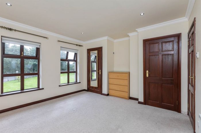 The Sycamores, 45A Loughries Road