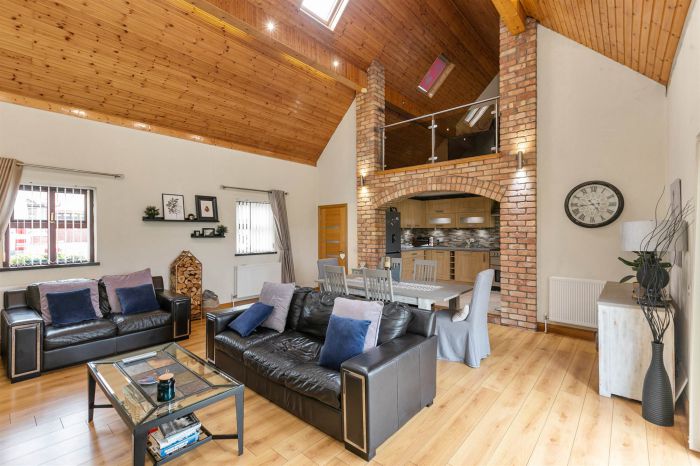 The Sycamores, 45A Loughries Road