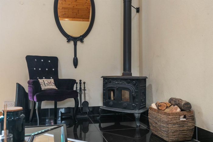 The Sycamores, 45A Loughries Road