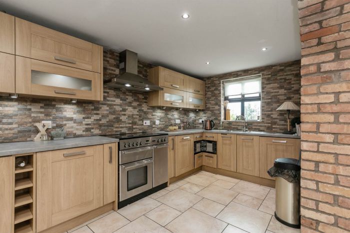 The Sycamores, 45A Loughries Road