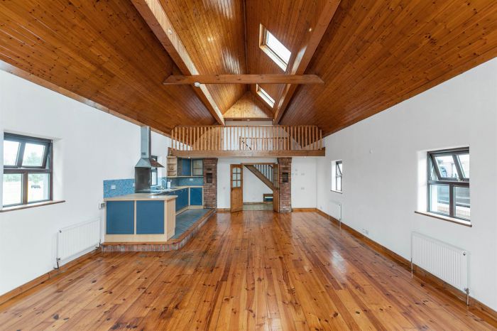 The Sycamores, 45A Loughries Road