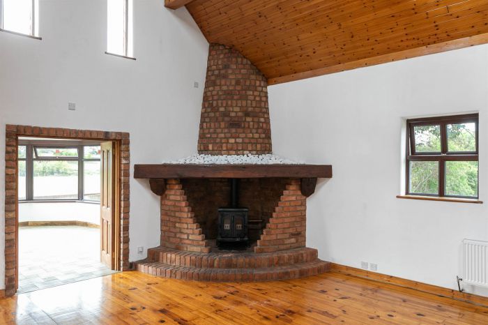 The Sycamores, 45A Loughries Road