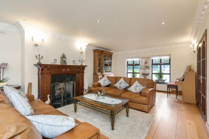 The Sycamores, 45A Loughries Road