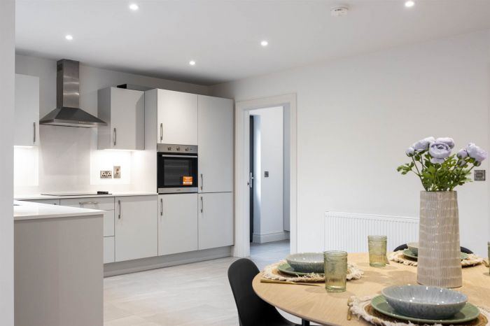 E1, 15 Mount Pleasant