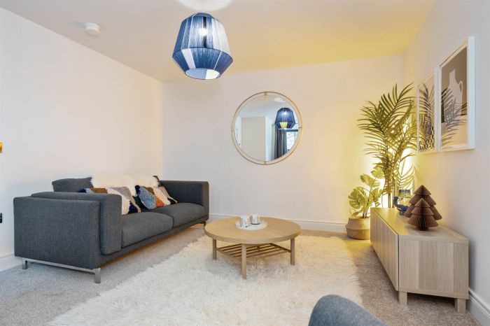 E1, 15 Mount Pleasant