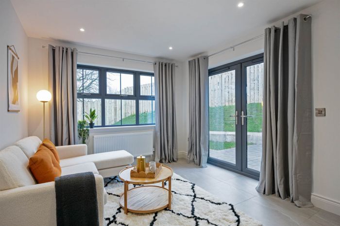 E1, 15 Mount Pleasant