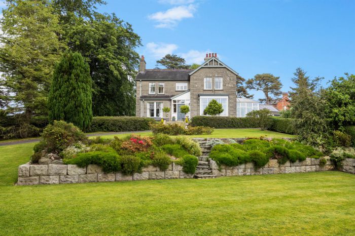 Shantallagh, 9 Old Belfast Road, Downpatrick, BT30 6SG