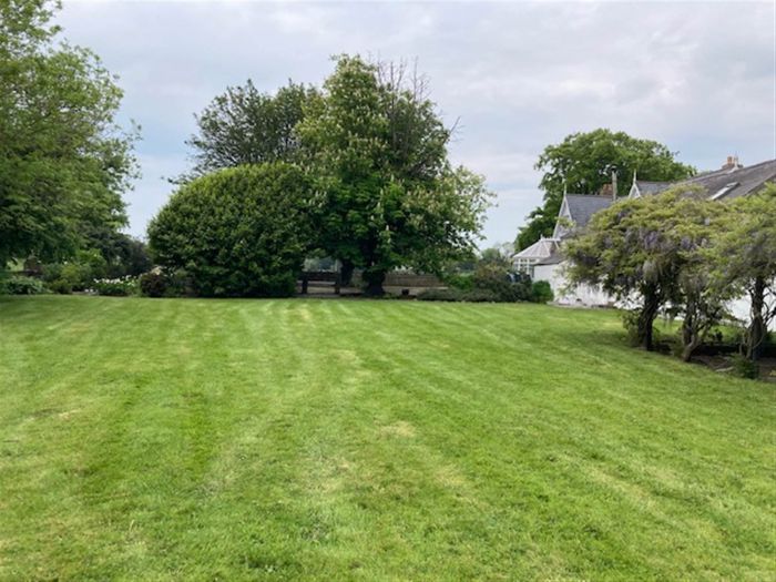 Laureldene, 75 Comber Road