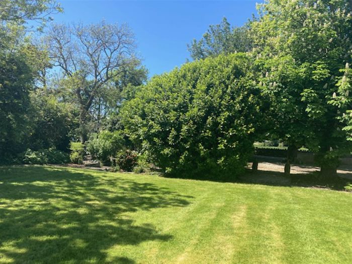 Laureldene, 75 Comber Road