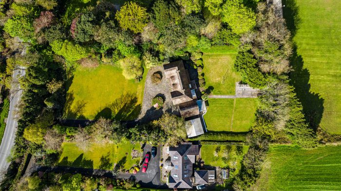 Tudor Lodge, 111 Belfast Road