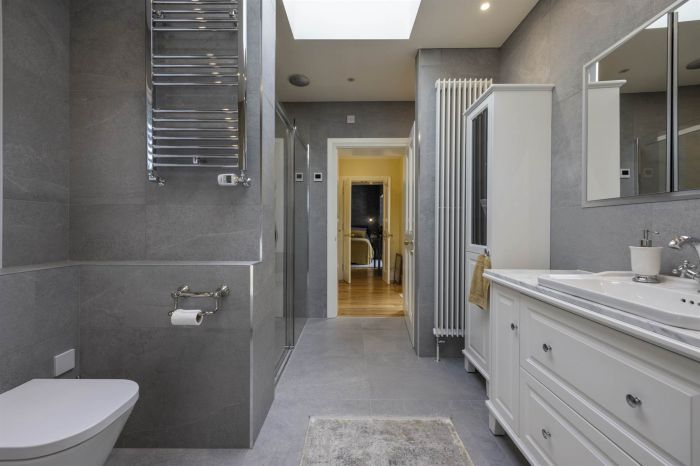 Caladh Sith, 18 Ringhaddy Road