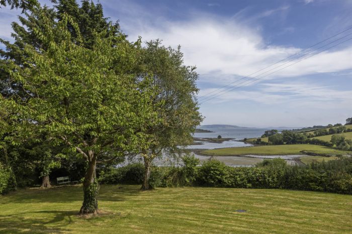 Caladh Sith, 18 Ringhaddy Road