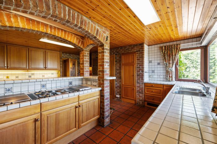 Honeycomb, 1 Killinakin Road