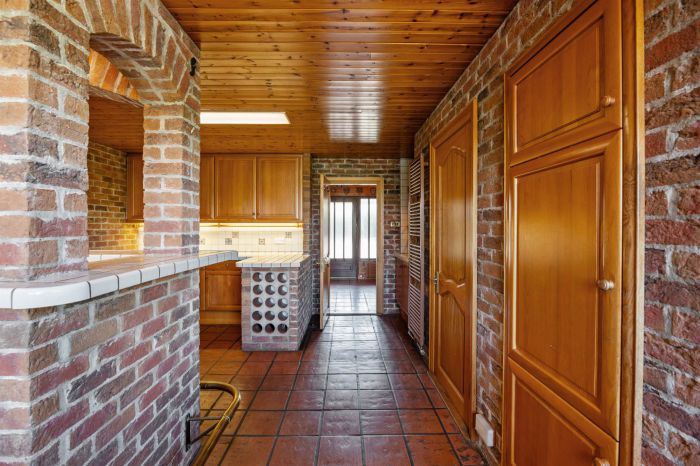 Honeycomb, 1 Killinakin Road