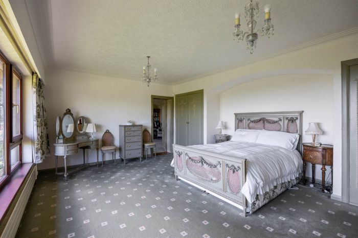 Honeycomb, 1 Killinakin Road