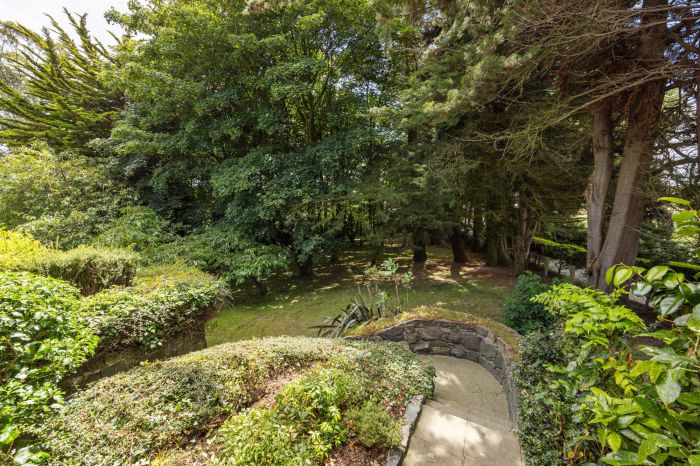 Honeycomb, 1 Killinakin Road