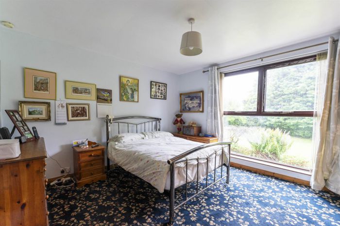 The Lodge, 18 Ballyeasborough Road