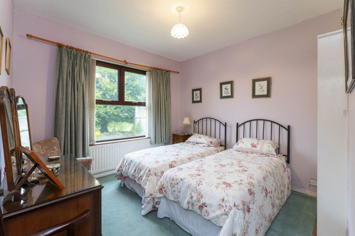 The Lodge, 18 Ballyeasborough Road