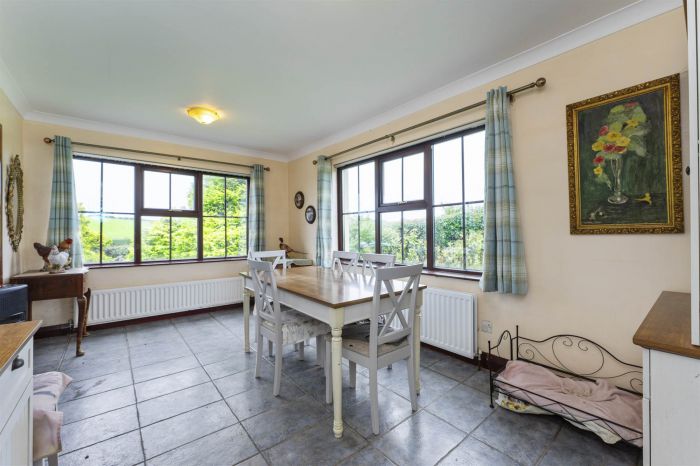 The Lodge, 18 Ballyeasborough Road