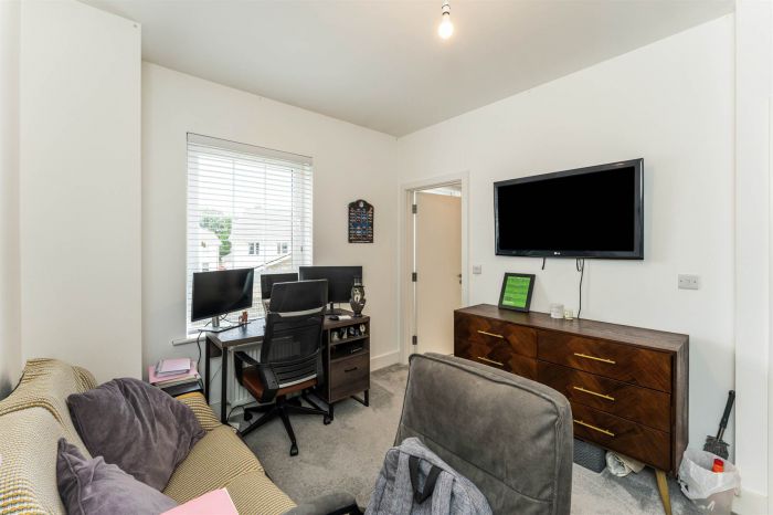 24 Second Avenue Rivenwood