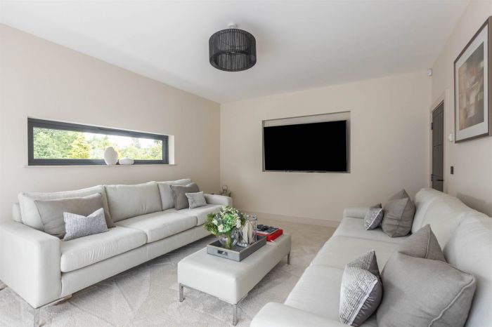 55D Crawfordsburn Road