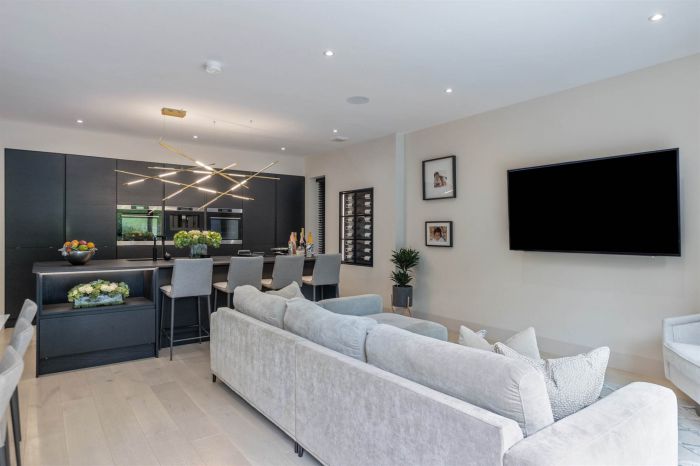 55D Crawfordsburn Road