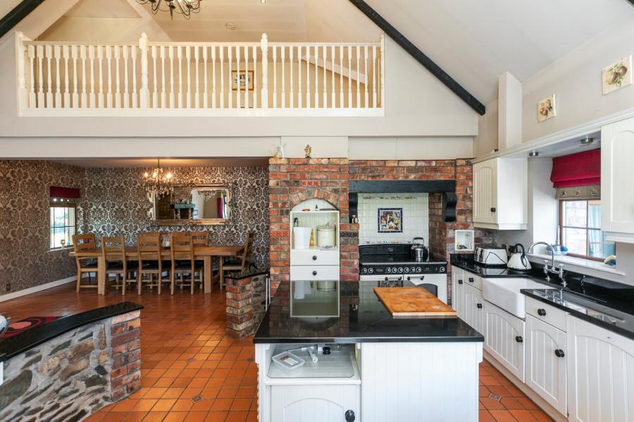 Windyknowe, 14 Tullyveery Road