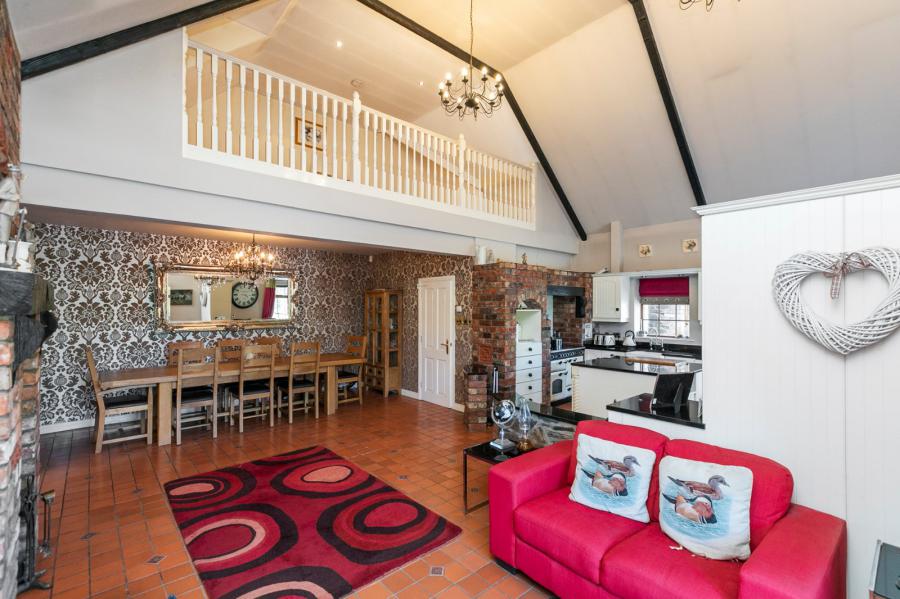 Windyknowe, 14 Tullyveery Road