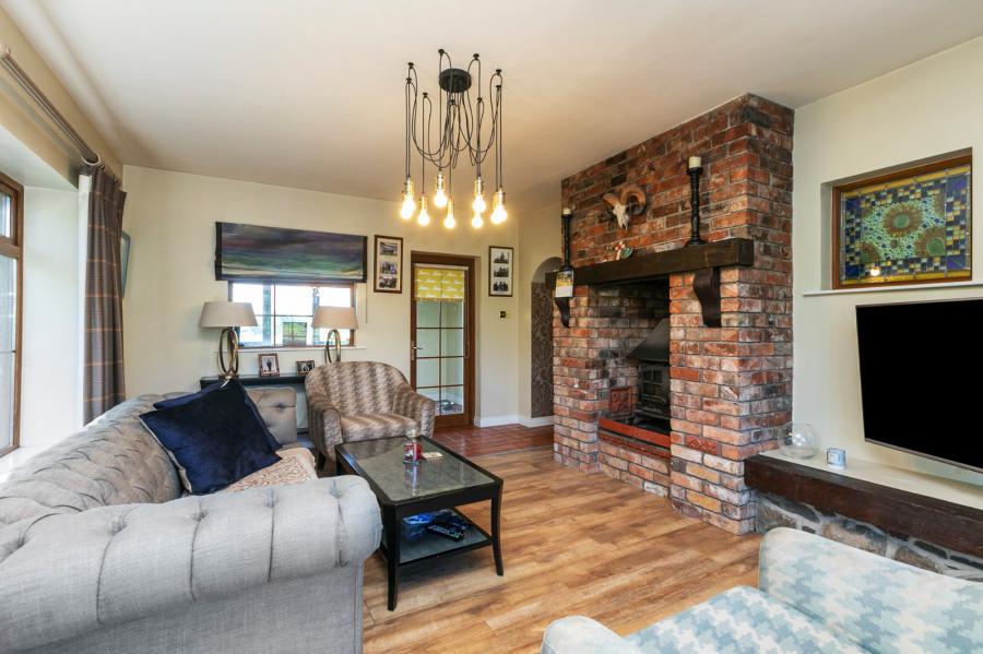 Windyknowe, 14 Tullyveery Road