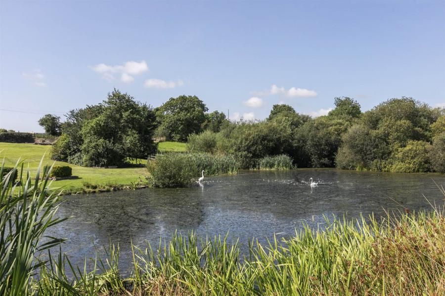 Windyknowe, 14 Tullyveery Road