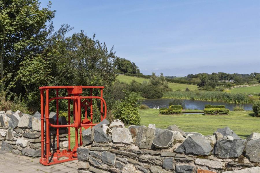 Windyknowe, 14 Tullyveery Road