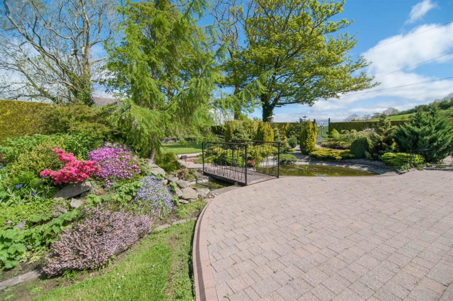 Windyknowe, 14 Tullyveery Road