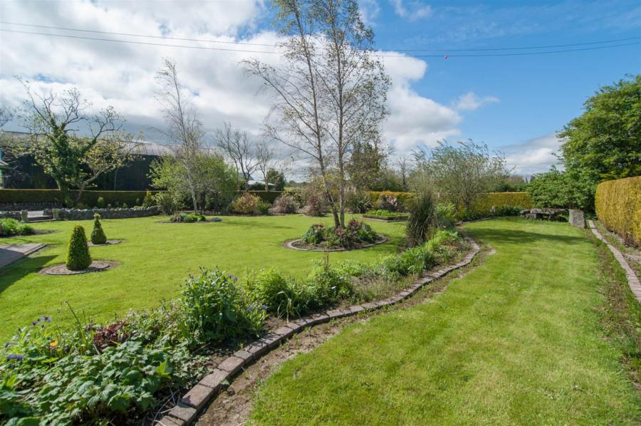 Windyknowe, 14 Tullyveery Road
