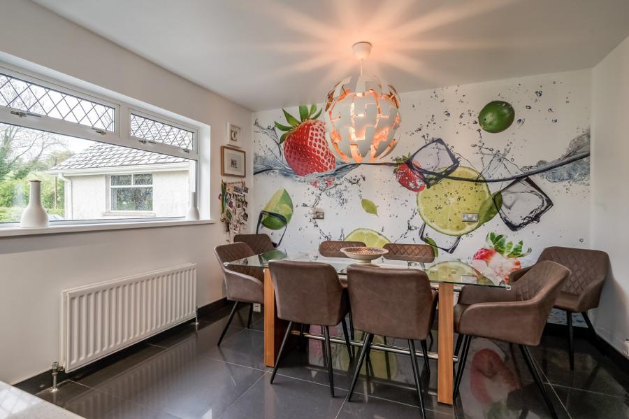 12 Lisinaw Road