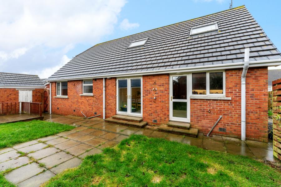 27 Westland Road