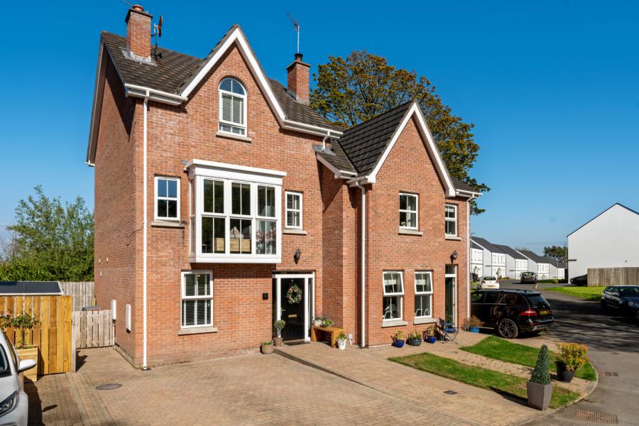 6 Mountpleasant Park, newtownards, county down, BT23 4WJ