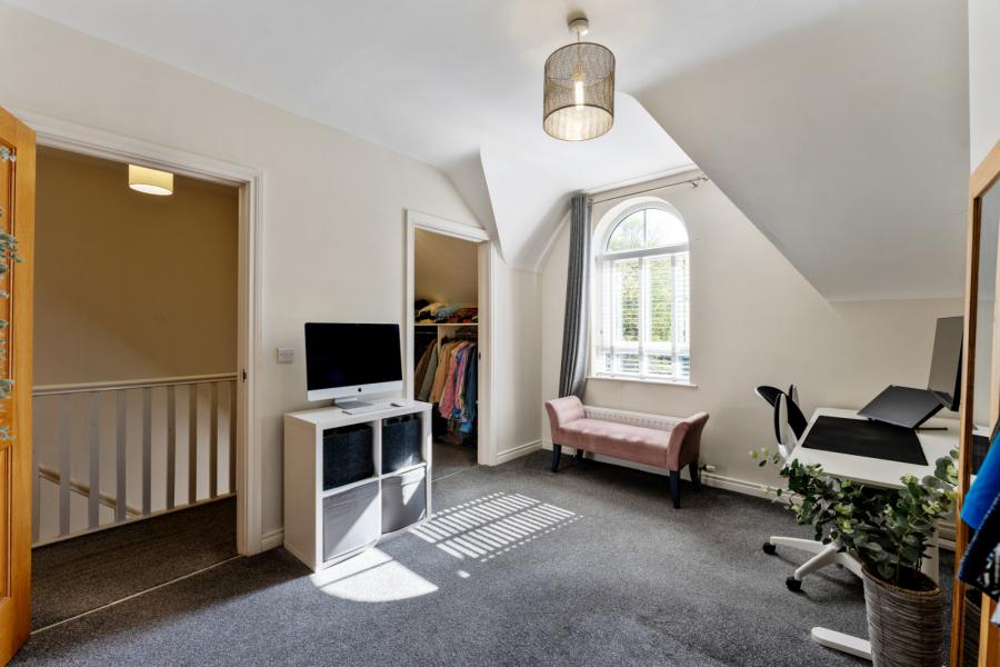6 Mountpleasant Park