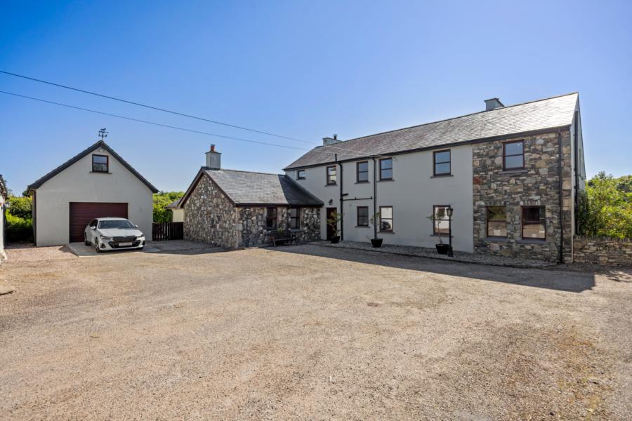 Cherryvale Farm, 22 Lisbarnet Road