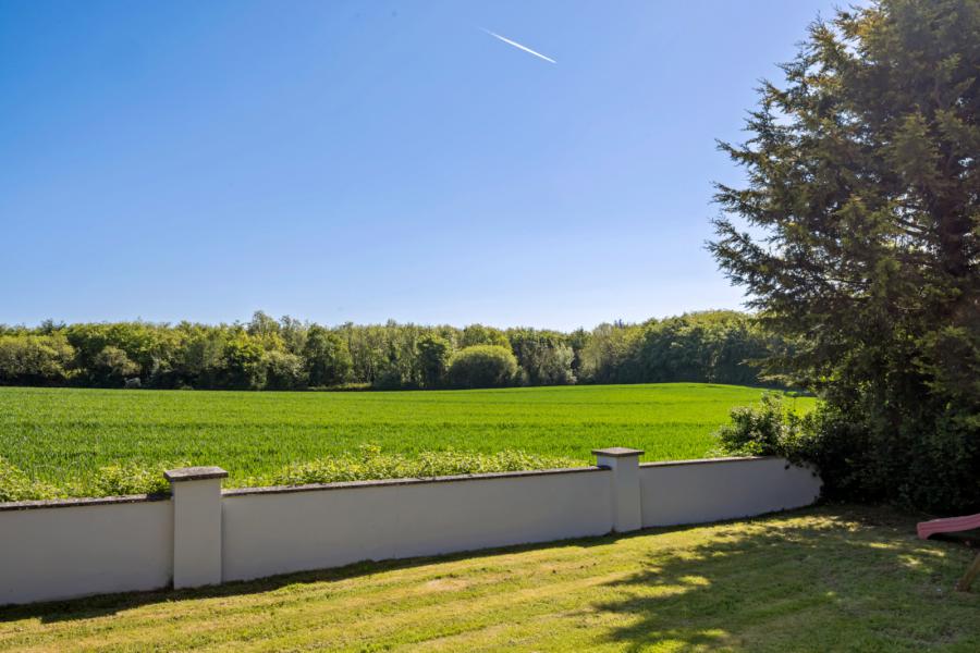 Cherryvale Farm, 22 Lisbarnet Road