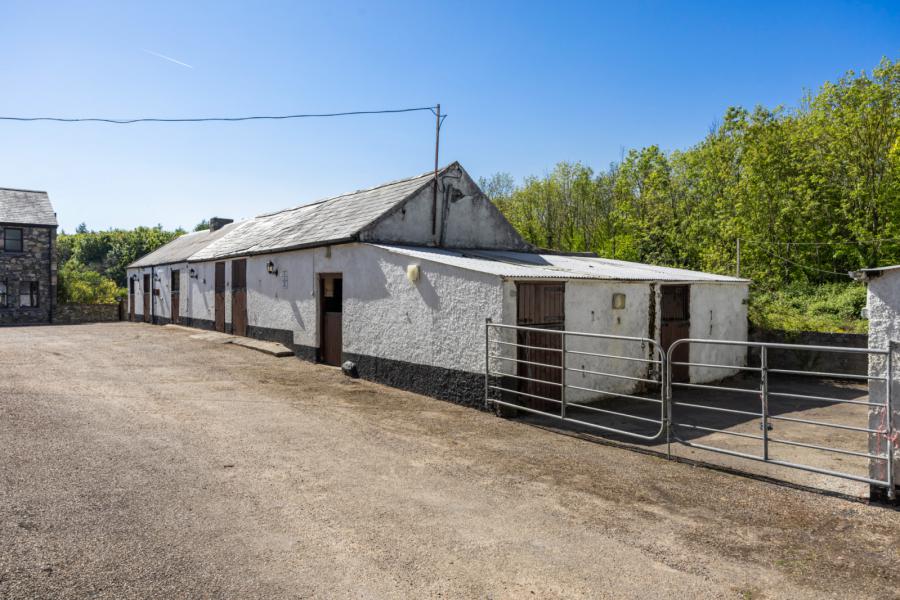 Cherryvale Farm, 22 Lisbarnet Road