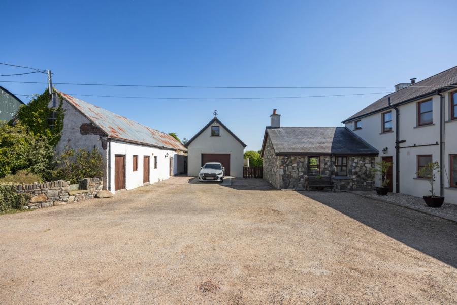 Cherryvale Farm, 22 Lisbarnet Road