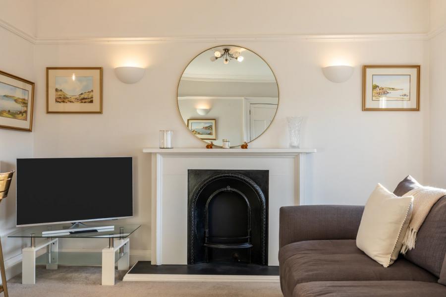 5 The Merchant House, 24 High Street