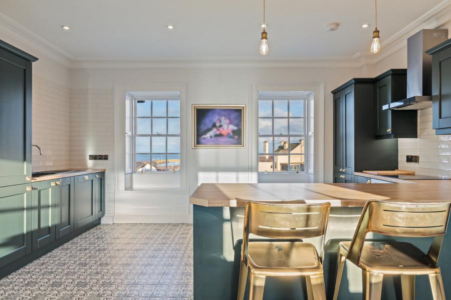 5 The Merchant House, 24 High Street