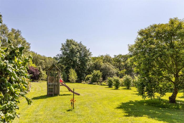 Carrigullian Cottage, 27A Killyleagh Road Carrigullian Cottage, 27A Killyleagh Road