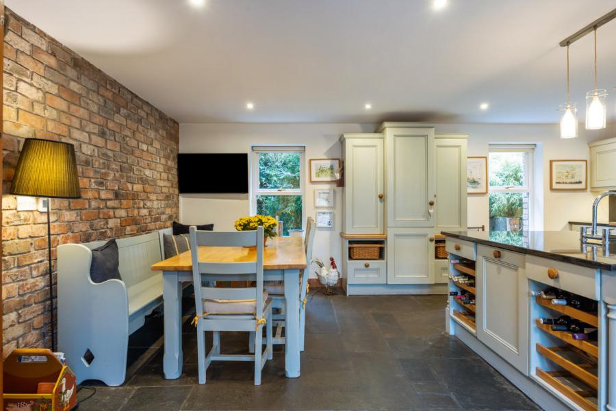 The Barn, 110d Movilla Road