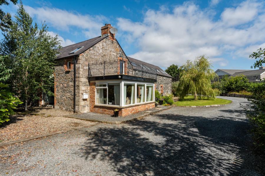 The Barn, 110d Movilla Road