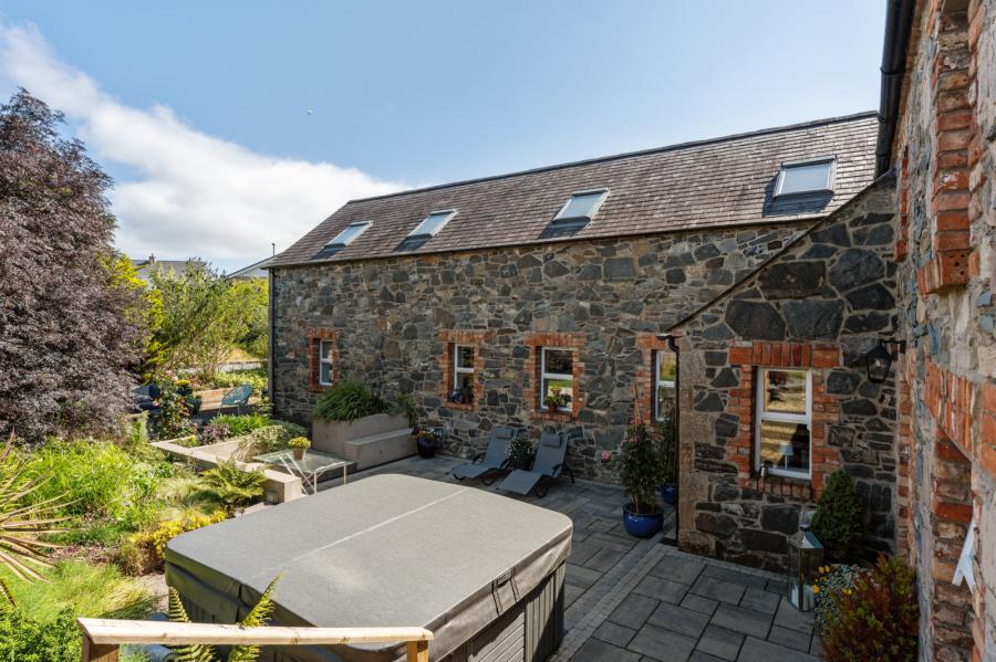 The Barn, 110d Movilla Road