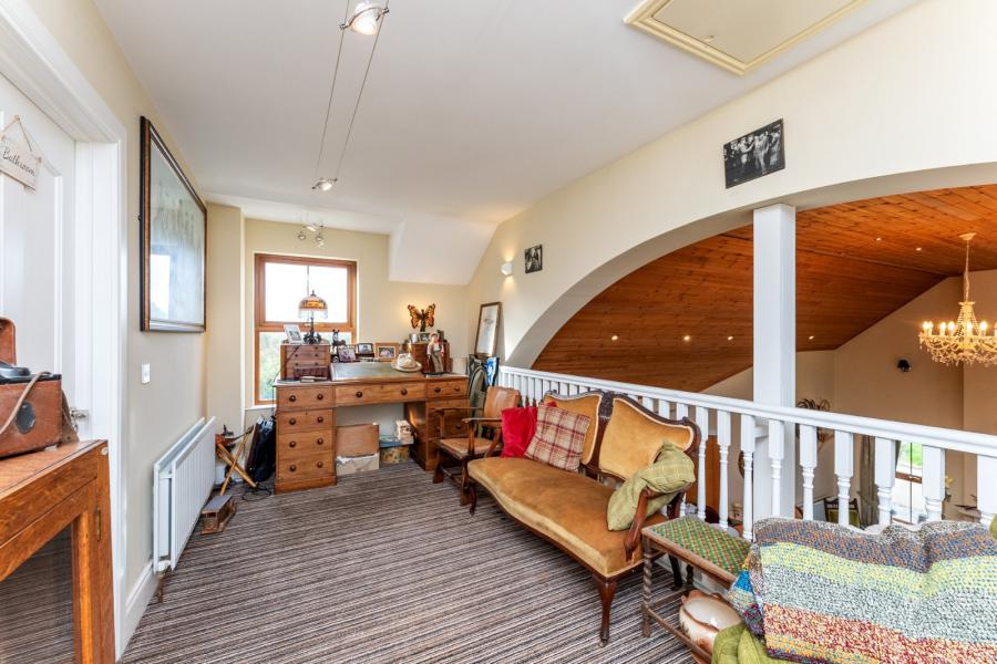 Longview Lodge, 7a Inishargy Road