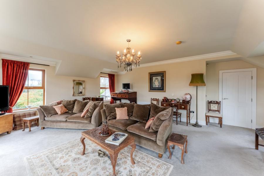 Longview Lodge, 7a Inishargy Road