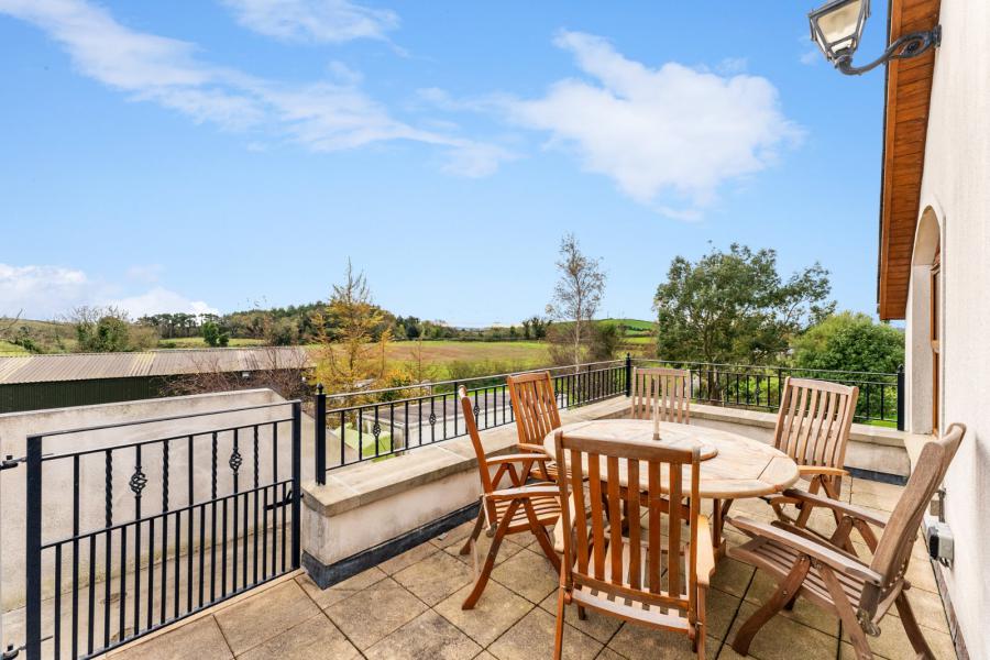 Longview Lodge, 7a Inishargy Road